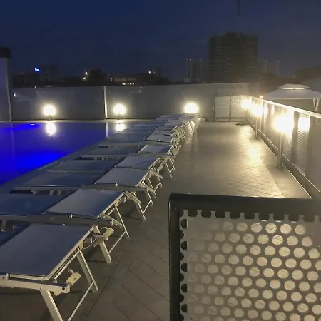 Holiday Aparthotel