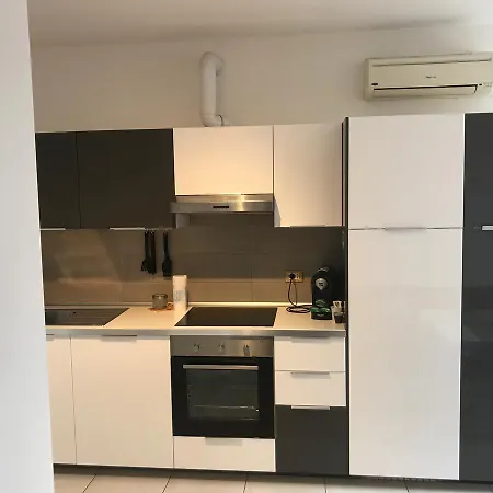 Holiday Aparthotel Bologna