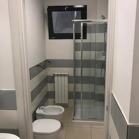 Holiday Aparthotel Bologna
